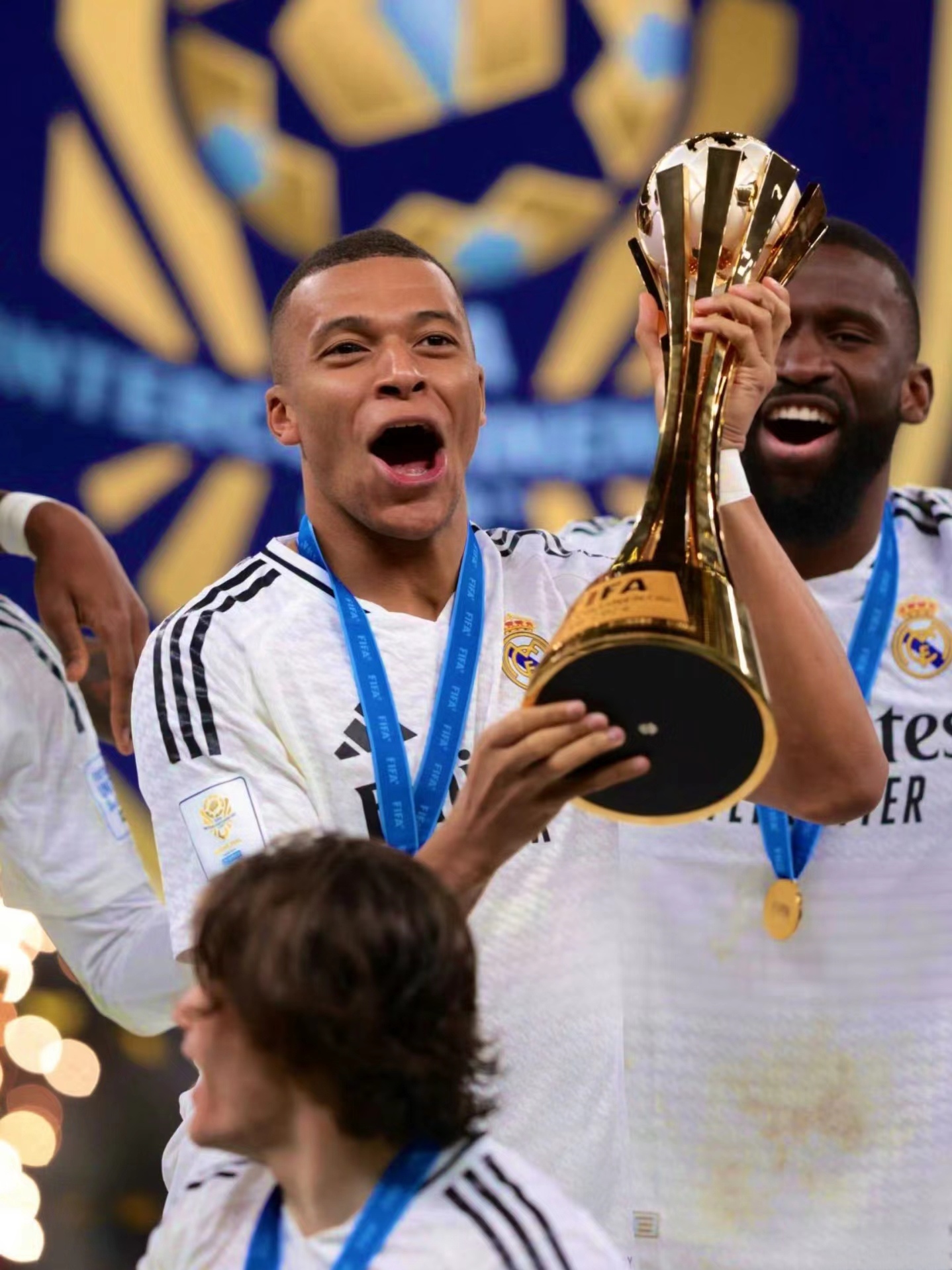 集中巨额资 集中巨额资