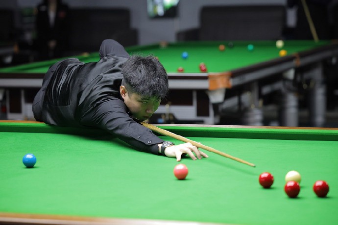 两支球队的 两支球队的