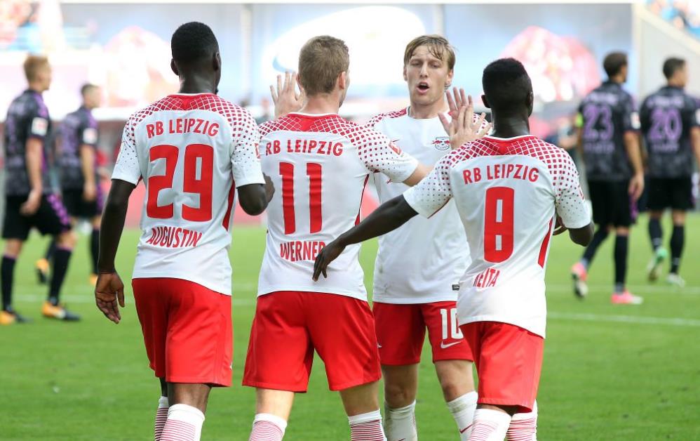 结合本土文 结合本土文