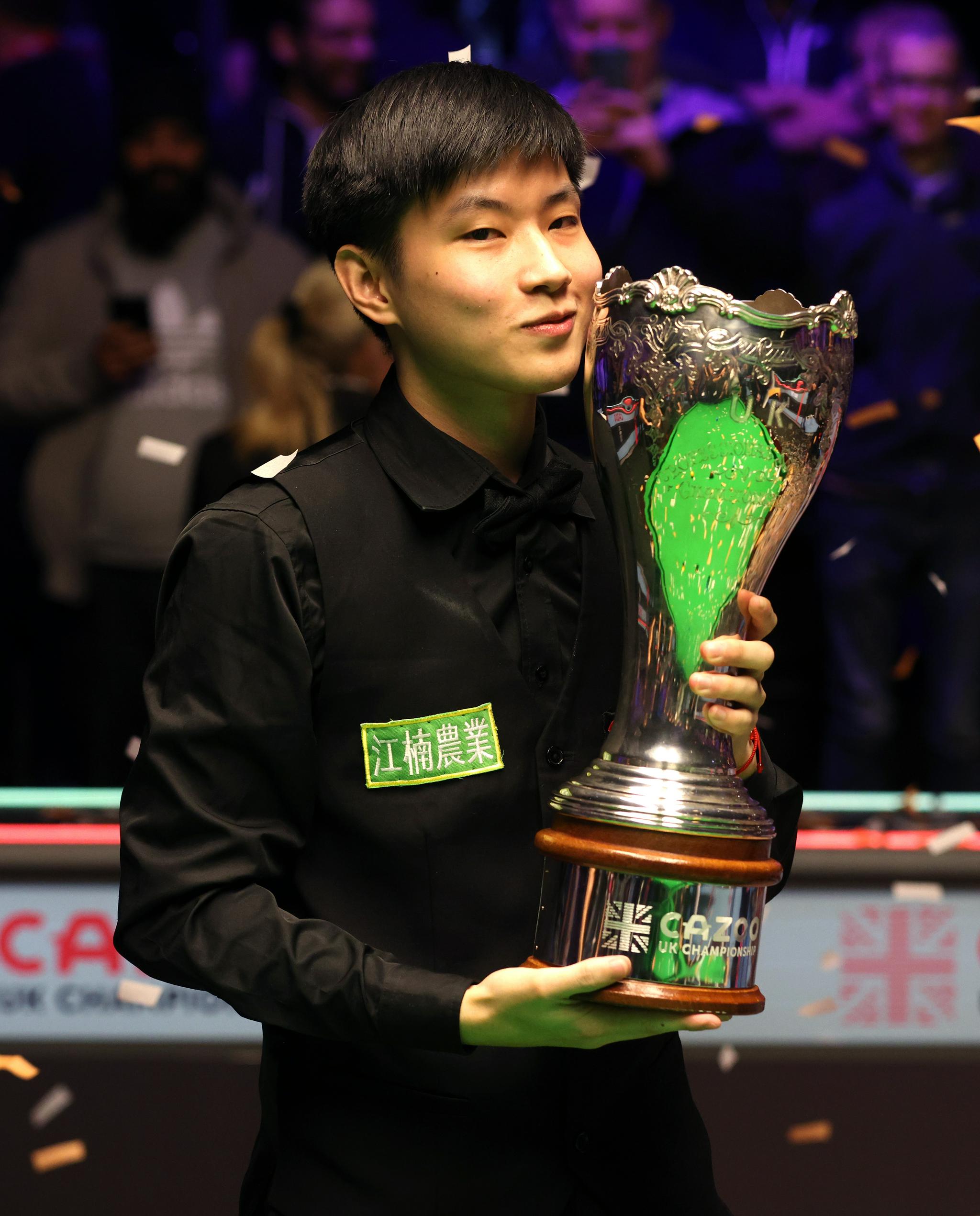 外野传球 外野传球