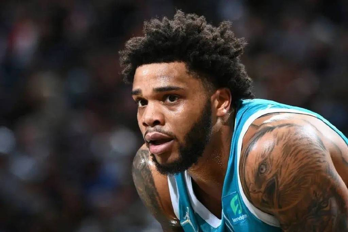 与高水平外 与高水平外